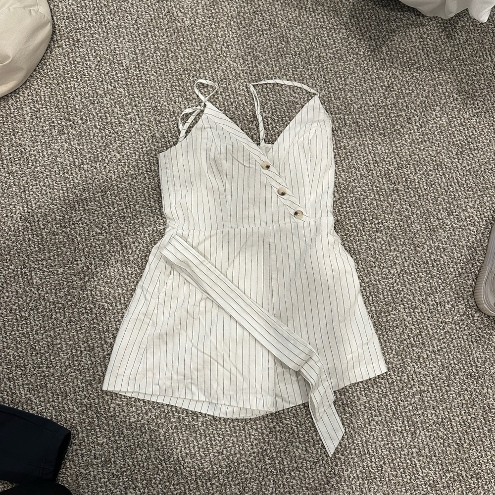 L'Academie White Top with Black Stripes
